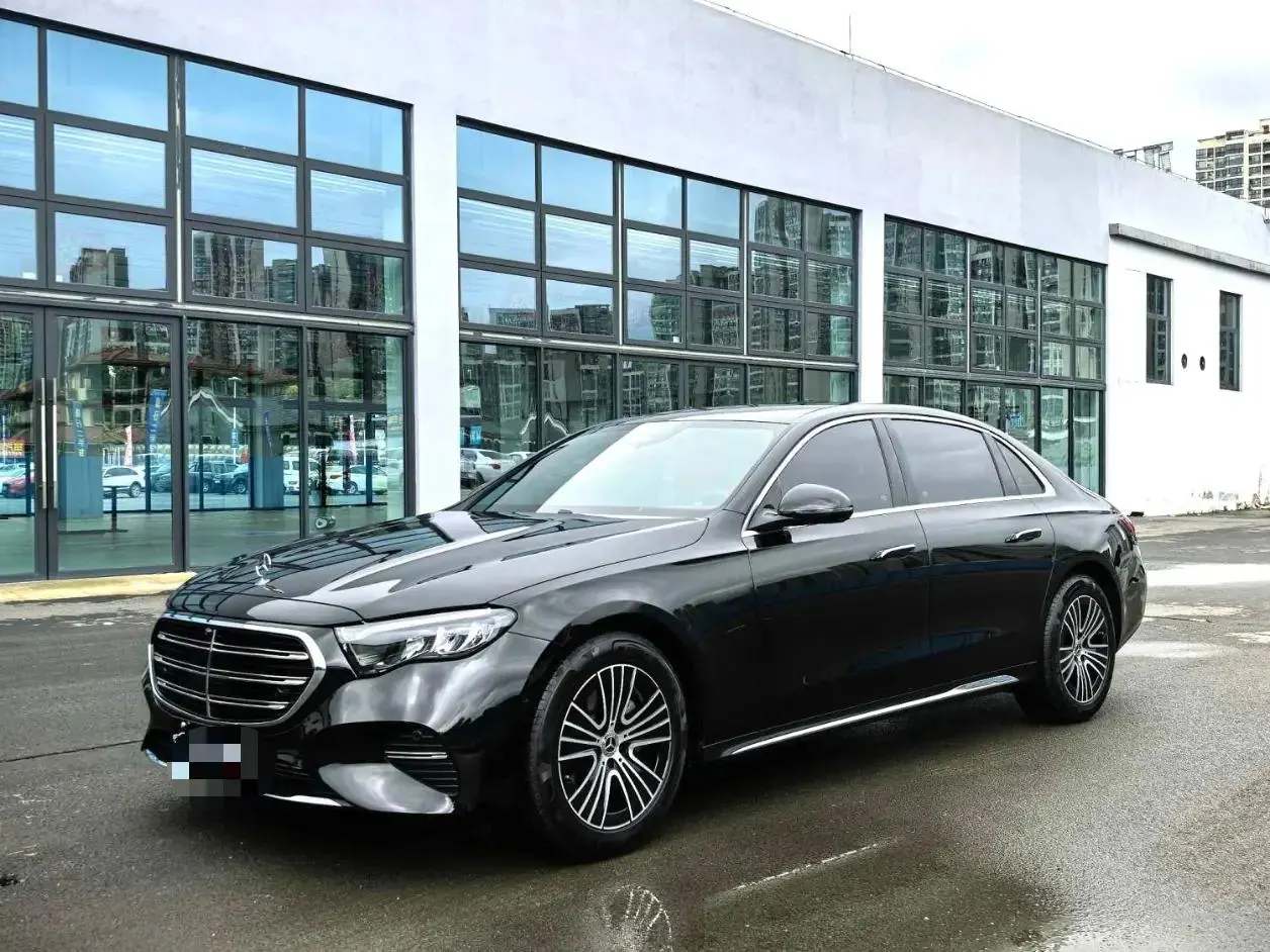 Mercedes Benz E Class 2026 E 260 L 48V 2.0T Classic Automatic Gear - View 1