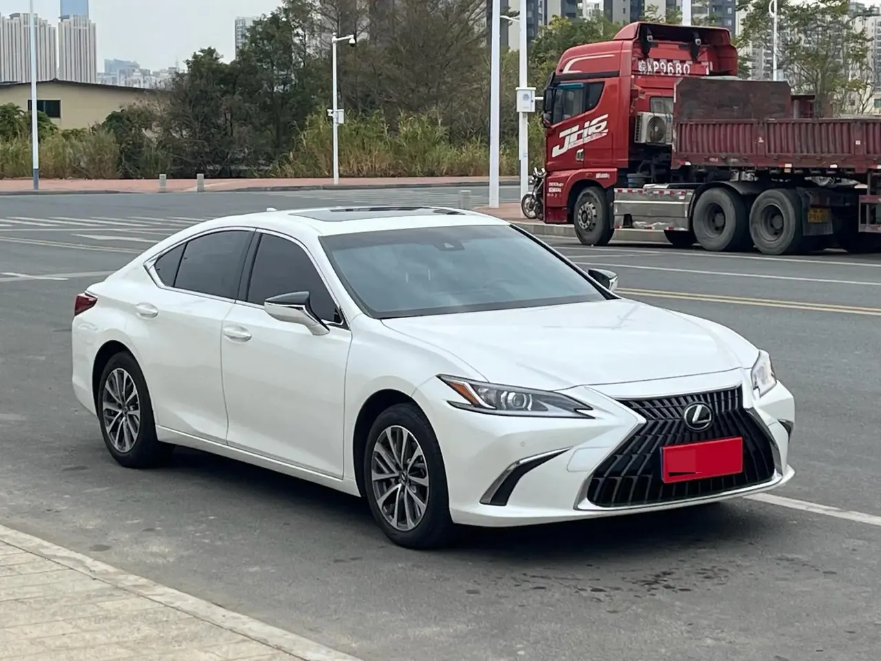 Lexus ES 2021 200 Excellence Edition 3
