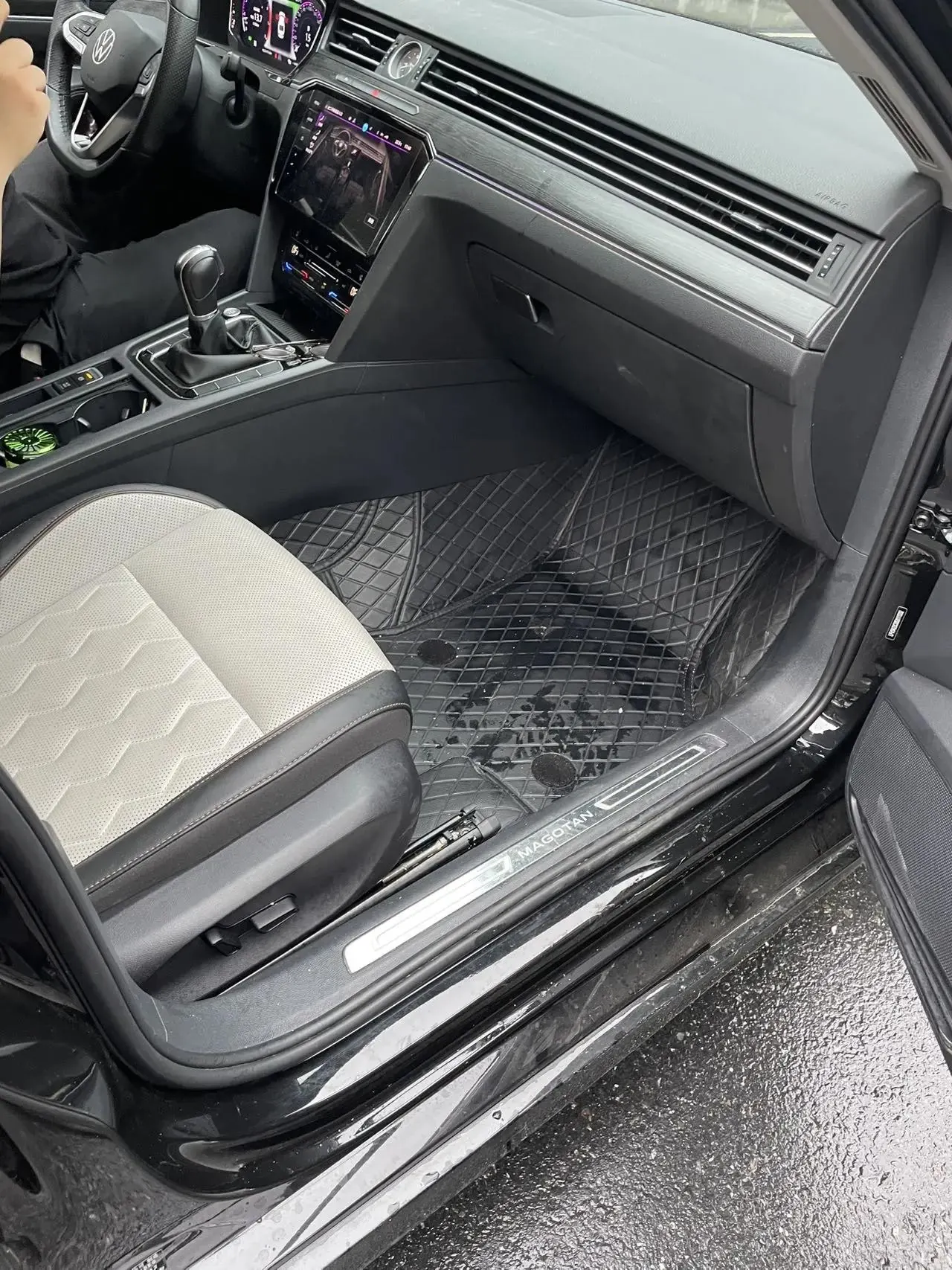 Volkswagen 2026 Magotan 2.0TSI 380TSI 30 Million Vehicles Selected Luxury Automatic 9