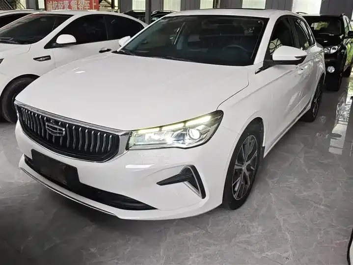 Emgrand 2022 4th Generation 1.5L CVT Honorable Model - View 1
