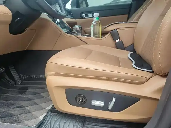Li ONE 2021 Range-Extended 6-Seater Version 11