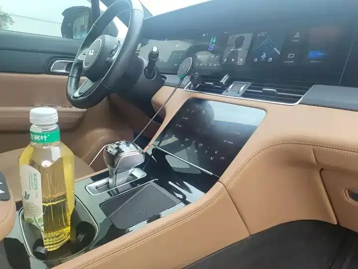 Li ONE 2021 Range-Extended 6-Seater Version 12