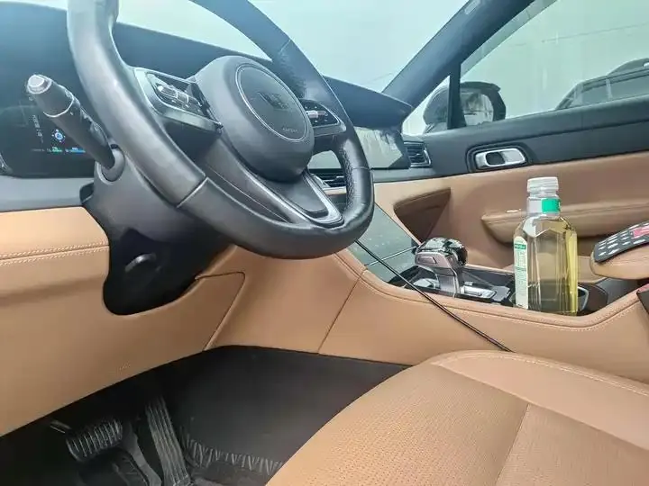 Li ONE 2021 Range-Extended 6-Seater Version 13
