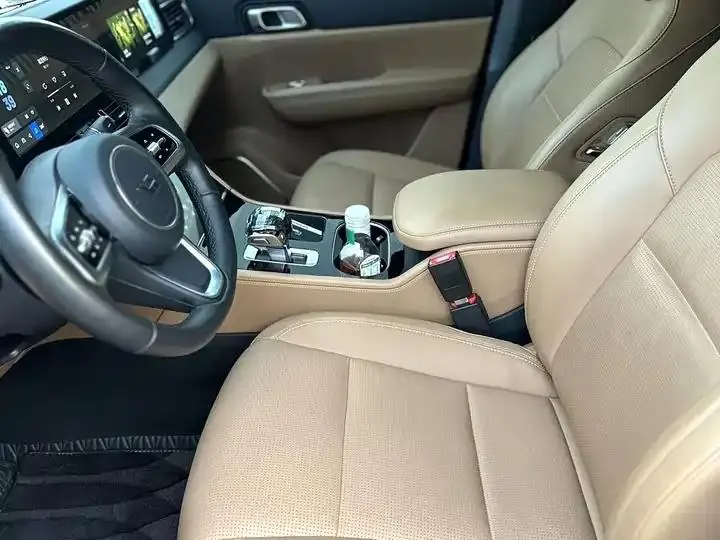 Li ONE 2021 Range-Extended 6-Seater Version 4