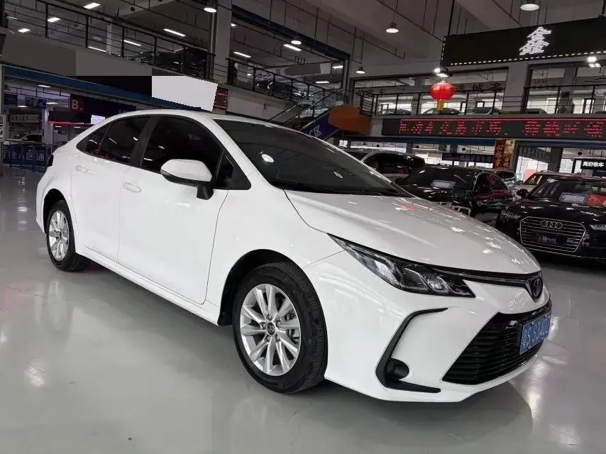 Toyota 2023 Corolla 1.2T CVT Elite Edition Automatic 3