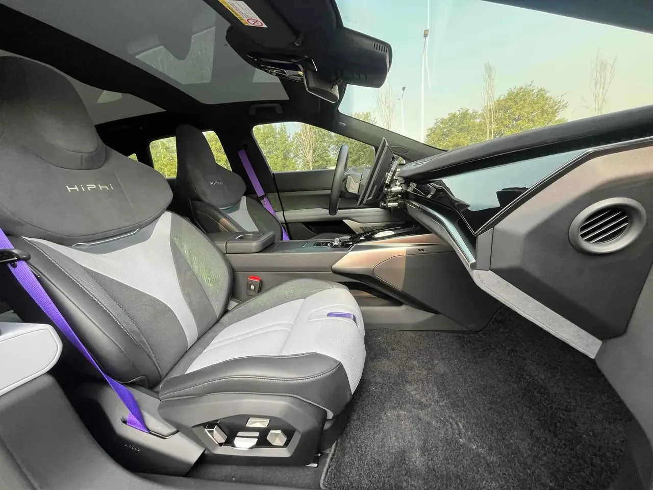 HiPhi HiPhi Z 2023 four-seat version 12