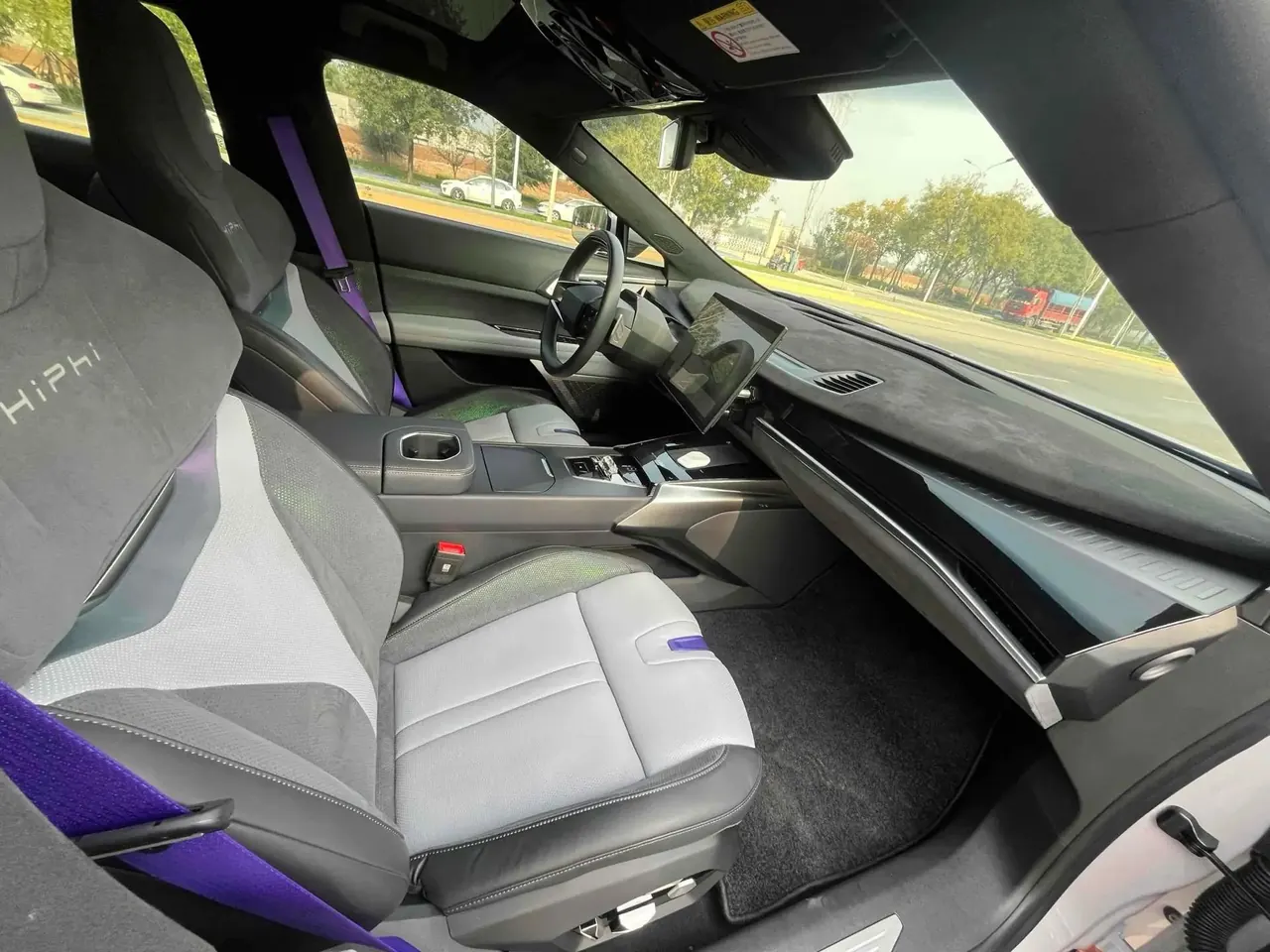 HiPhi HiPhi Z 2023 four-seat version 13