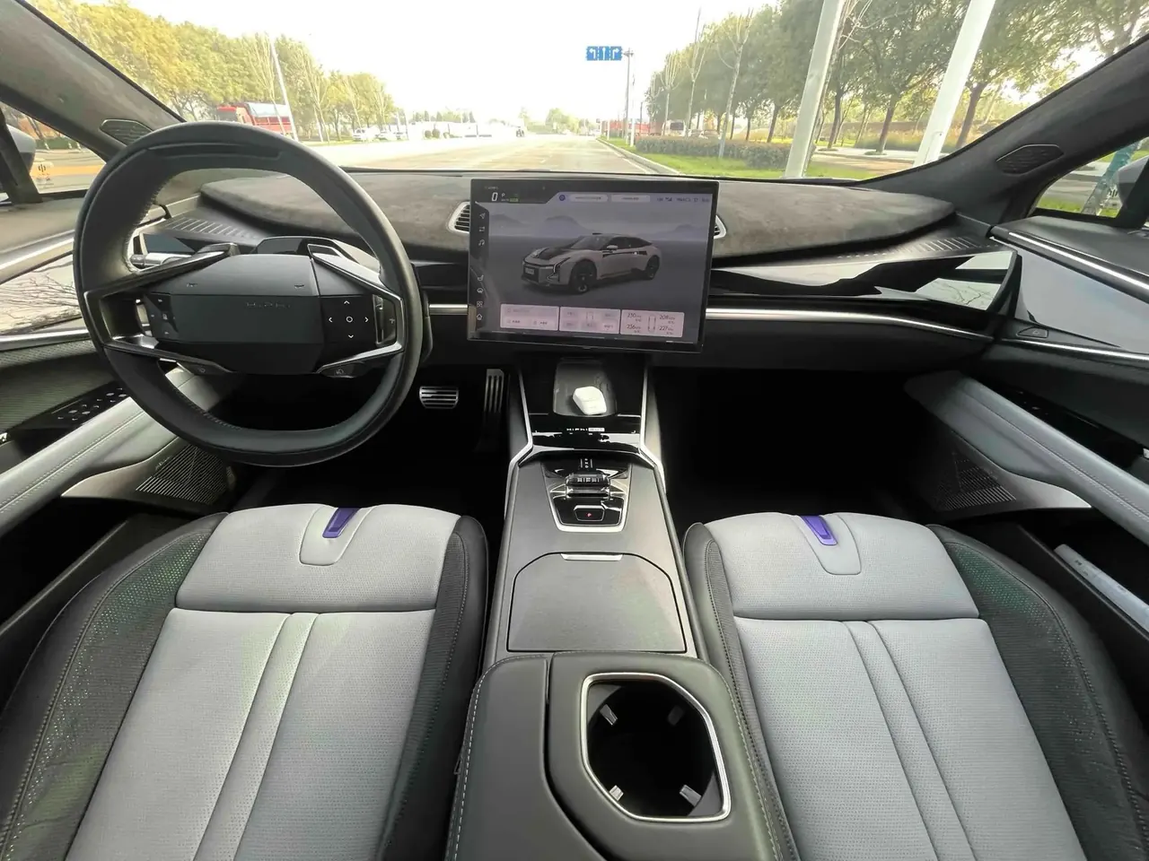 HiPhi HiPhi Z 2023 four-seat version 7