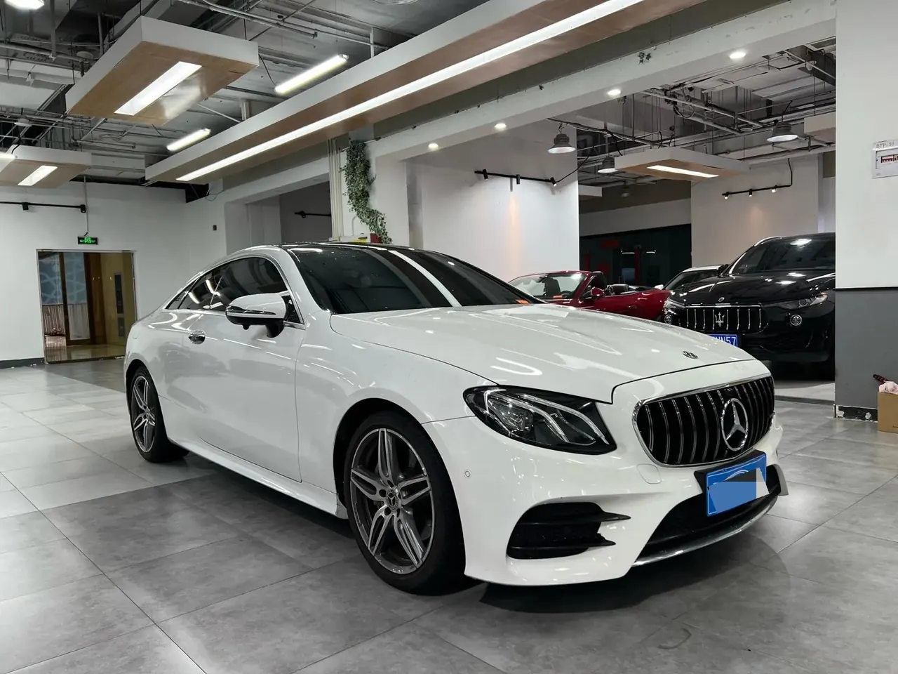 Mercedes Benz E-Class (Imported) 2020 E -260 Coupe 3