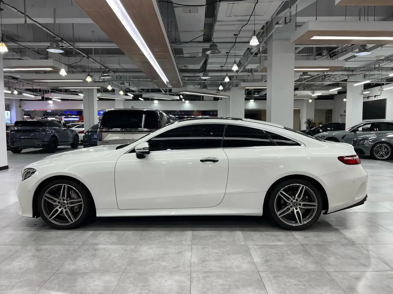 Mercedes Benz E-Class (Imported) 2020 E -260 Coupe 4