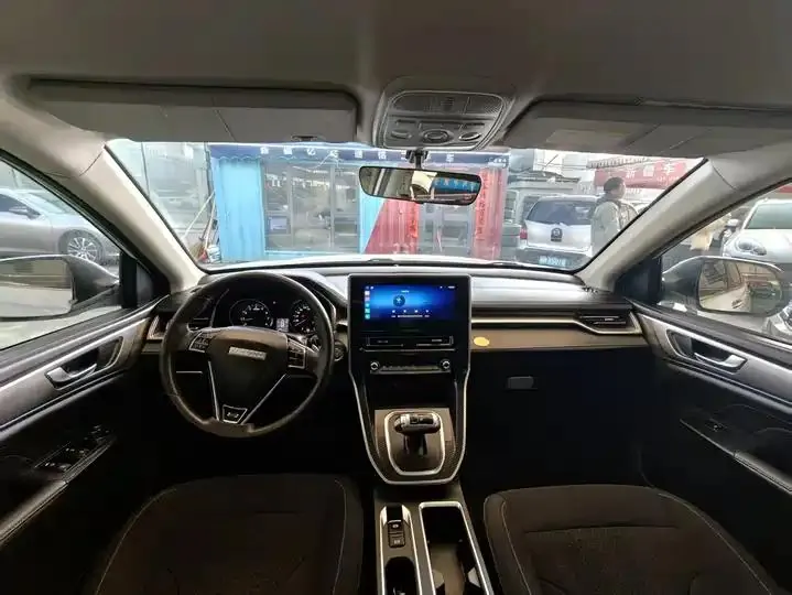 Haval M6 2021 PLUS 1.5T DCT Elite Smart Union 6