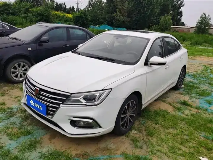 Open image lightbox: Roewe i5 2020 1.5L Manual 4G Interconnected Linghao Edition