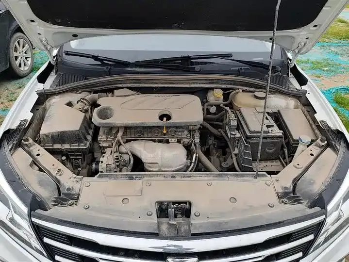 Roewe i5 2020 1.5L Manual 4G Interconnected Linghao Edition 10