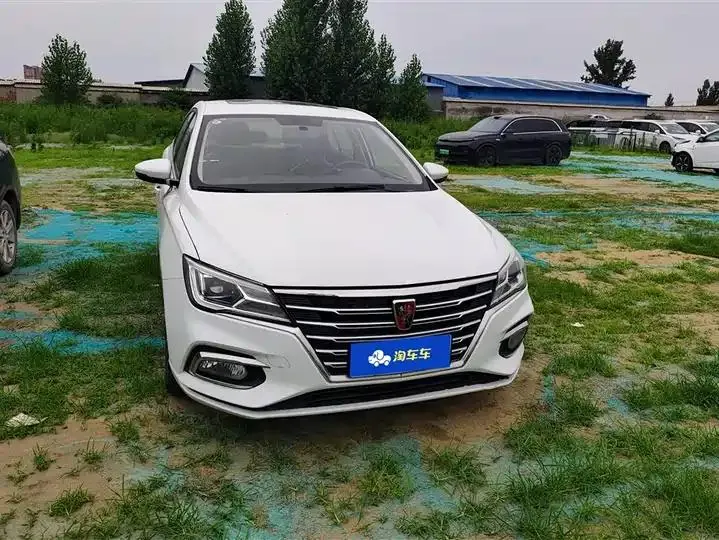 Roewe i5 2020 1.5L Manual 4G Interconnected Linghao Edition 2