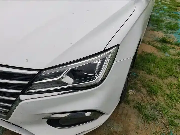 Roewe i5 2020 1.5L Manual 4G Interconnected Linghao Edition 5