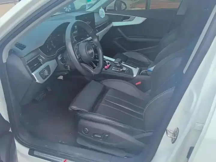 Audi A4L 2022 model 40 TFSI Sporty Style version 15