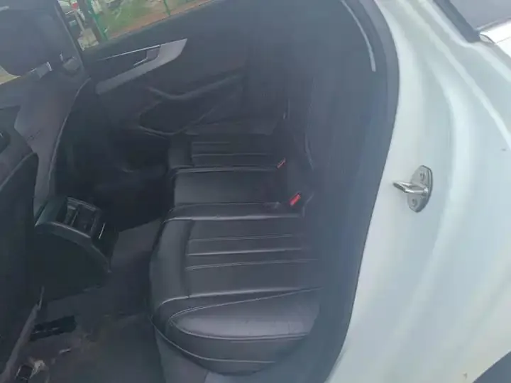 Audi A4L 2022 model 40 TFSI Sporty Style version 17
