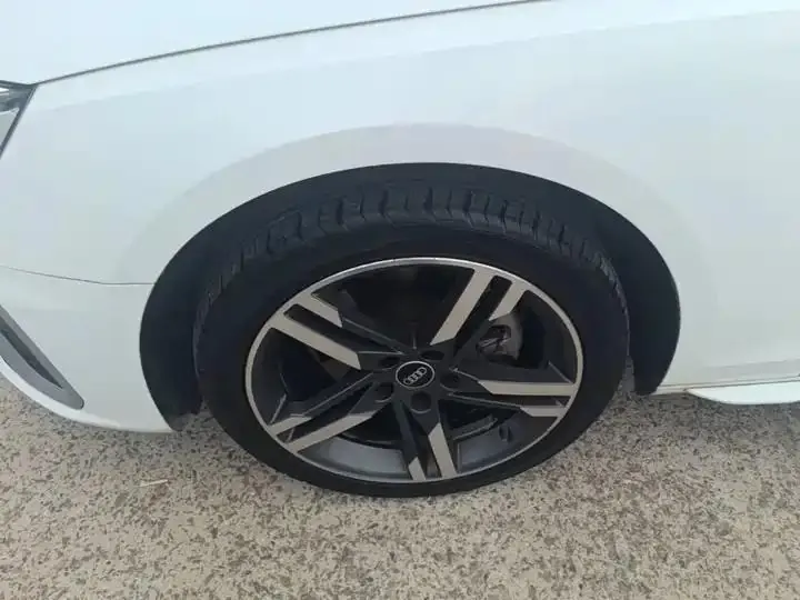 Audi A4L 2022 model 40 TFSI Sporty Style version 23