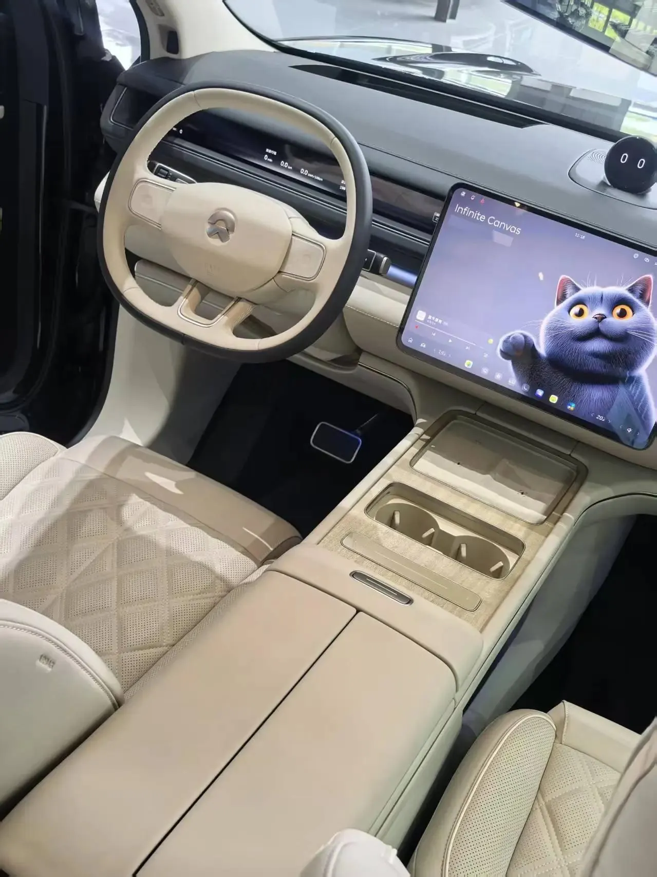 NIO 2026 ES8 6‑Seater Executive Luxury Edition Automatic Transmission 4
