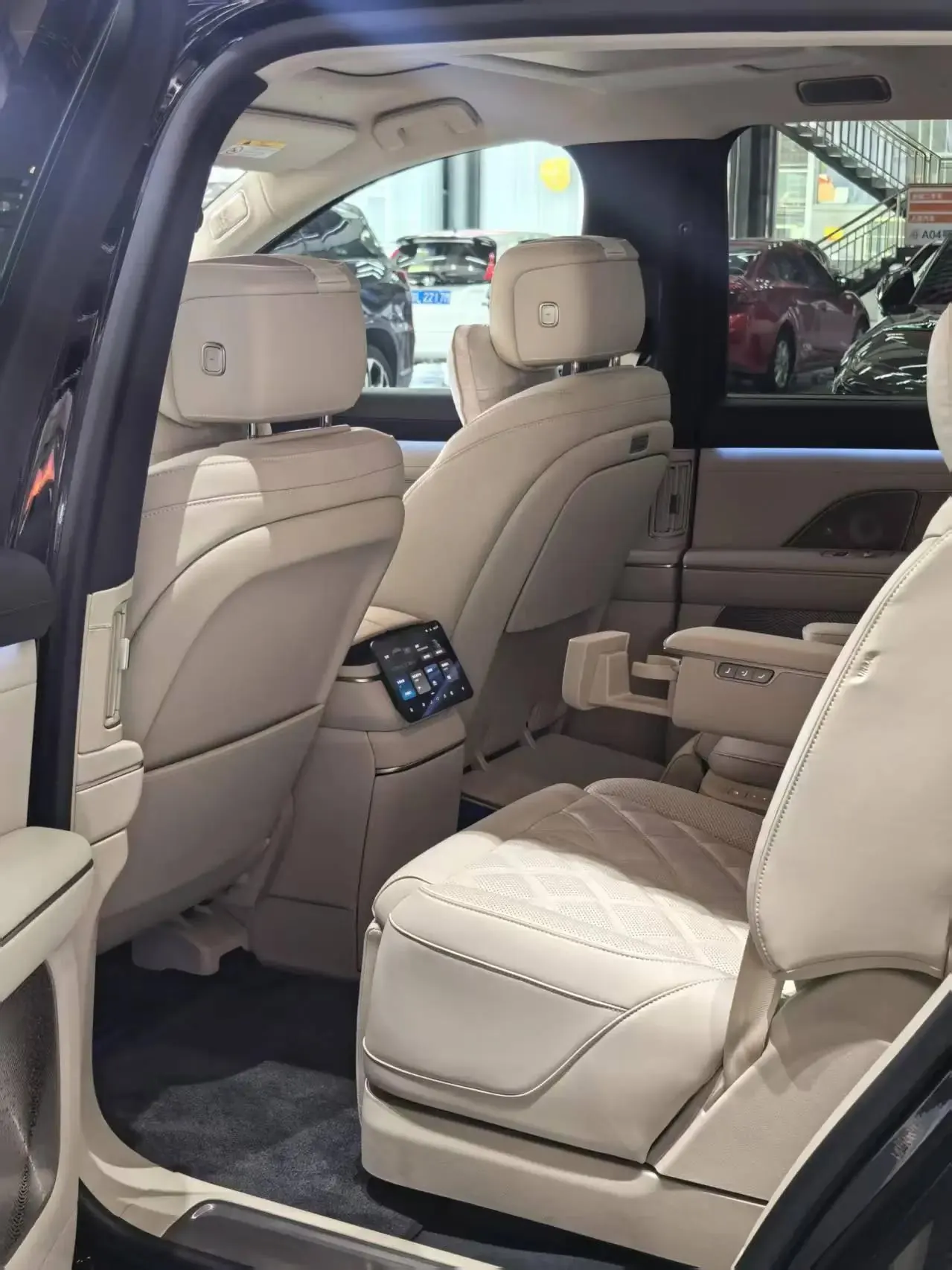 NIO 2026 ES8 6‑Seater Executive Luxury Edition Automatic Transmission 6