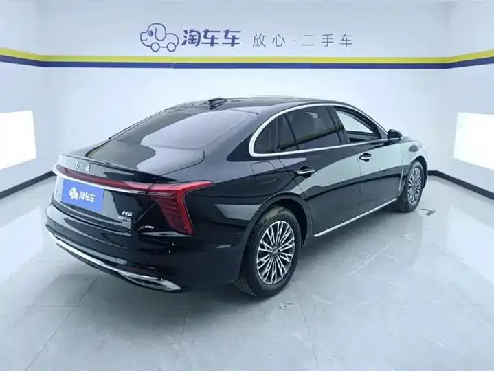 HongQi H5 2025 1.5T DCT Flag Rhyme Edition 3
