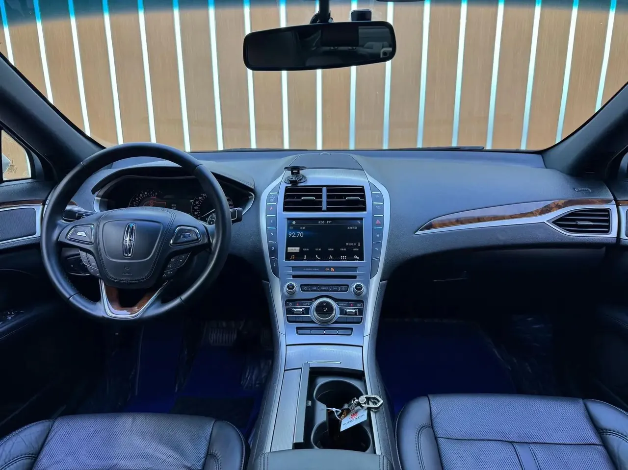 Lincoln MKZ 2019 2.0T Premium Edition National V 4