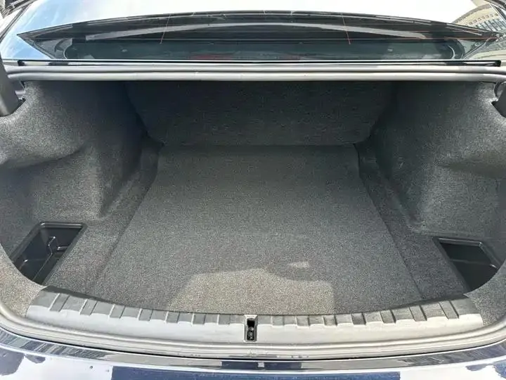 BMW 3 Series 2023 model 320Li M Sport Package 20