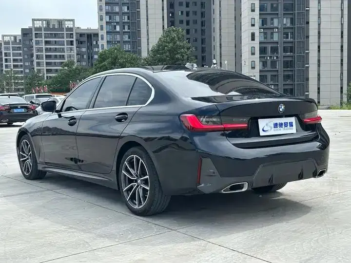 BMW 3 Series 2023 model 320Li M Sport Package 4