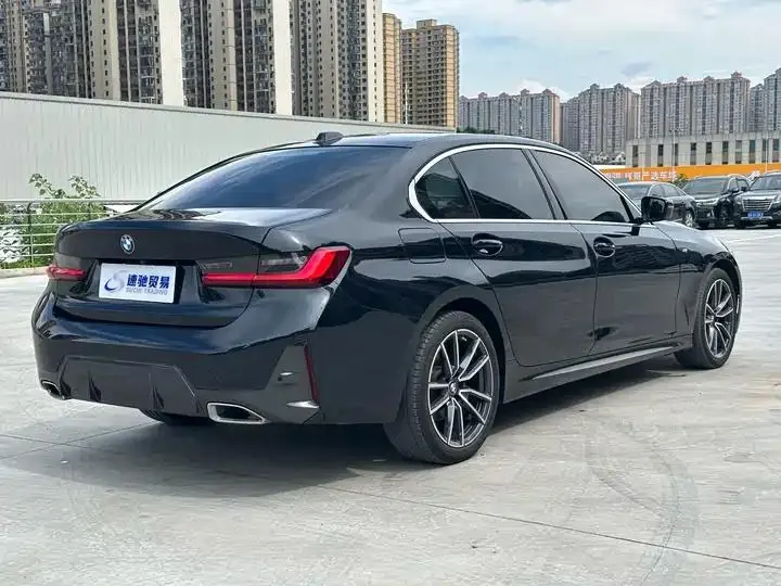 BMW 3 Series 2023 model 320Li M Sport Package 6