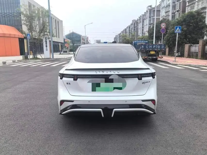 LYNK&amp;CO 2026 LYNK&amp;CO 07 EM-P 1.5T 126 Long-Range Ultra Automatic 6