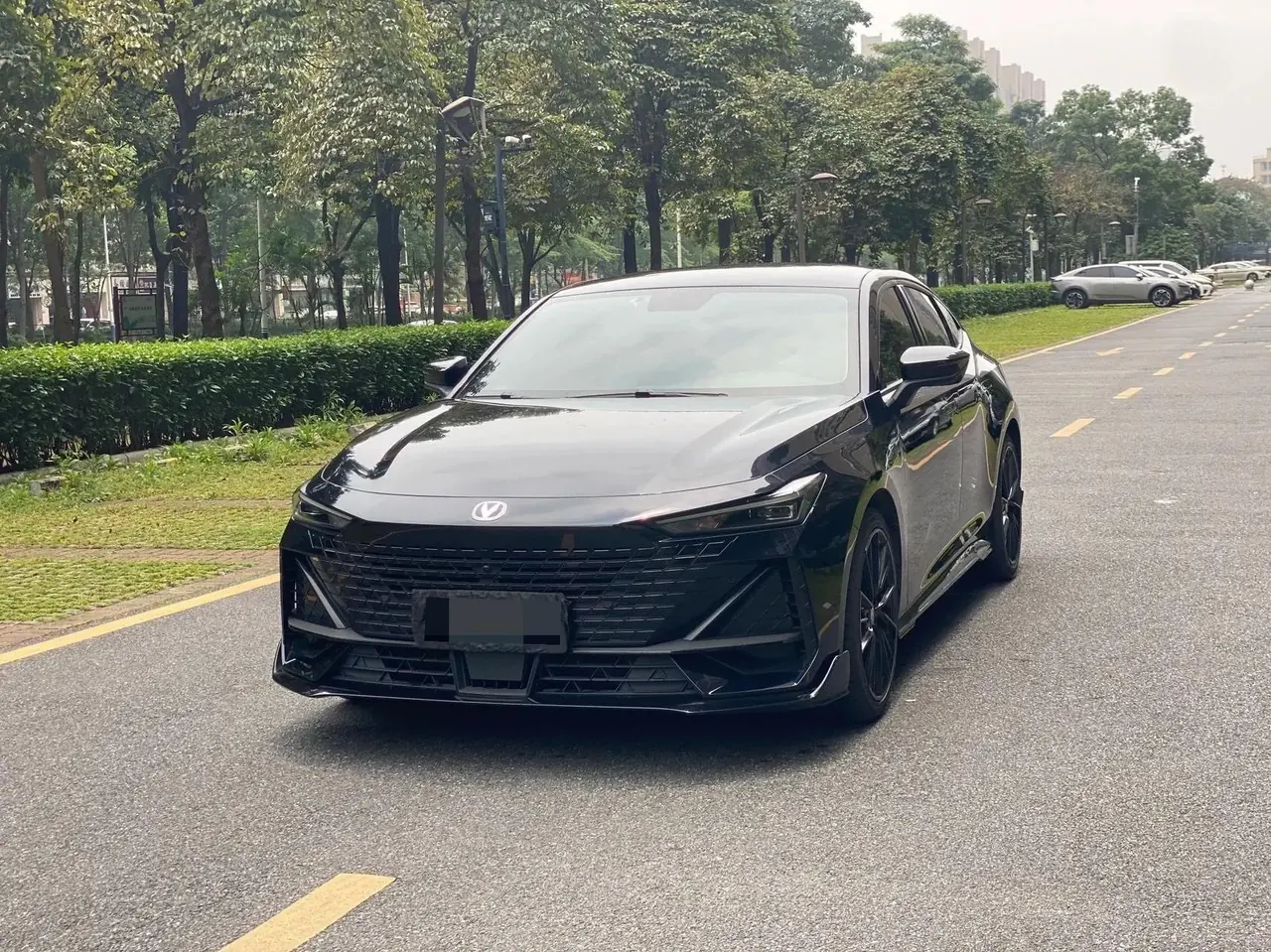 ChangAn UNI-V 2022 1.5T Sports Edition - View 1