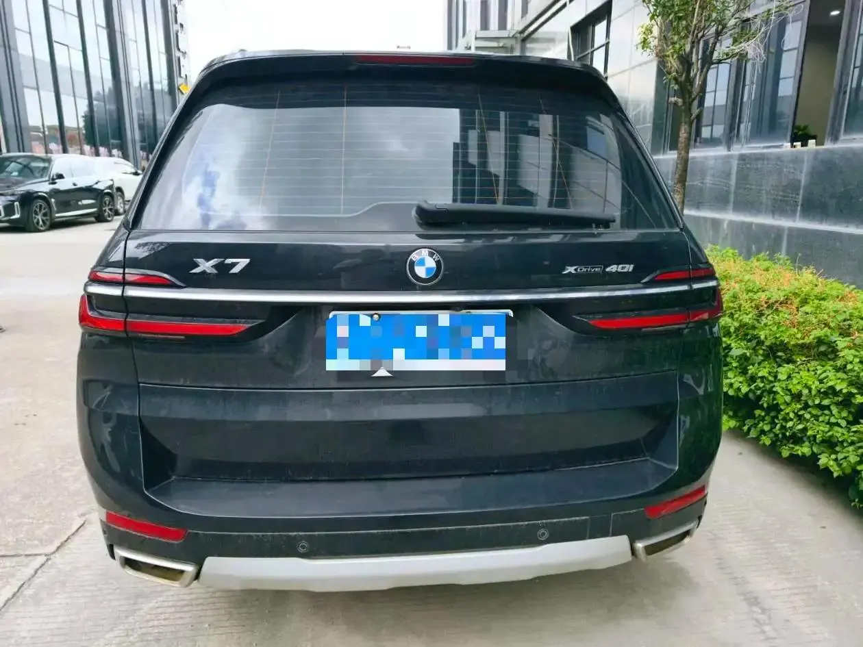 BMW X7 (Imported) 2023 X7 xDrive40i 48V 3.0T Leading Luxury Suit Automatic Gear 6
