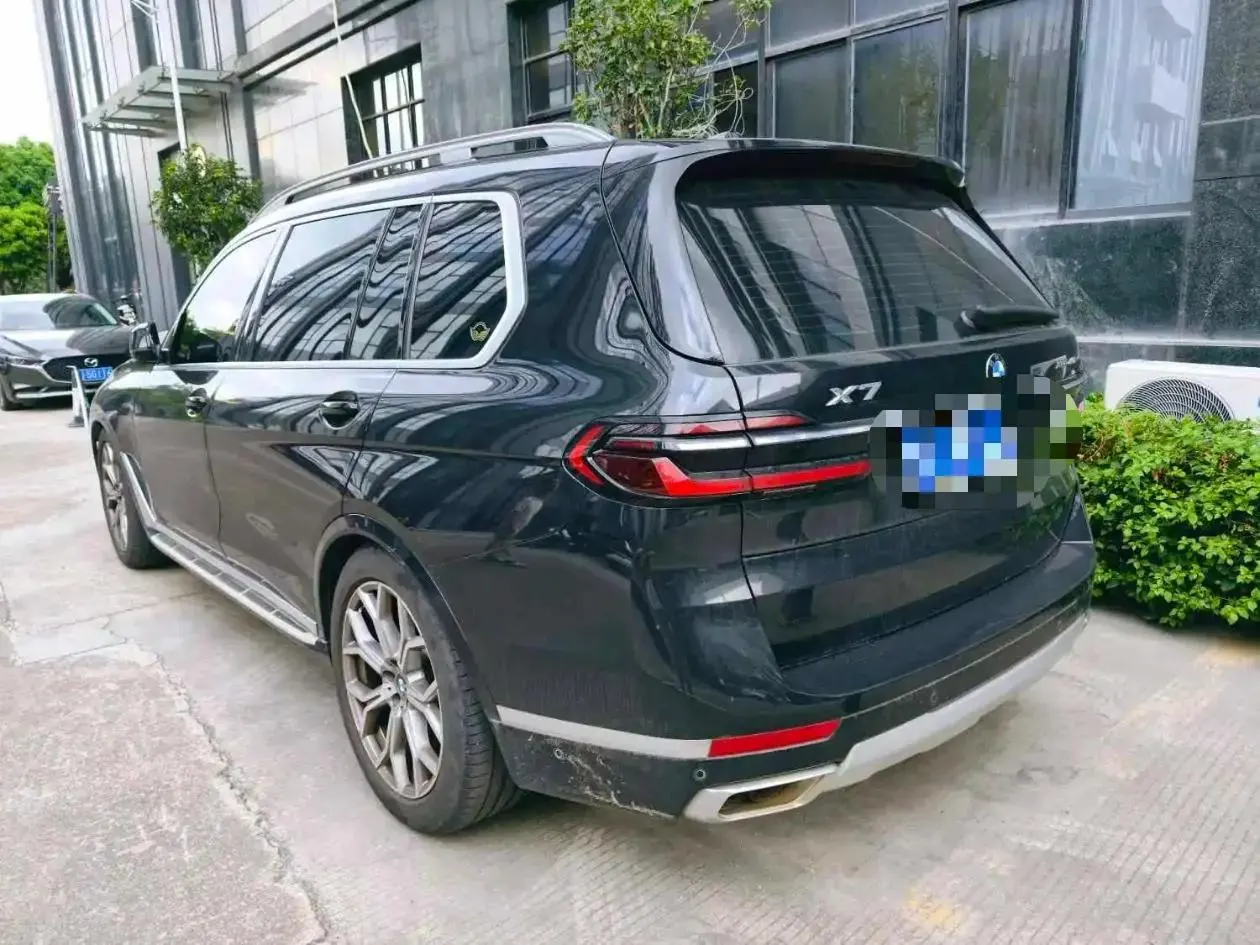 BMW X7 (Imported) 2023 X7 xDrive40i 48V 3.0T Leading Luxury Suit Automatic Gear 7
