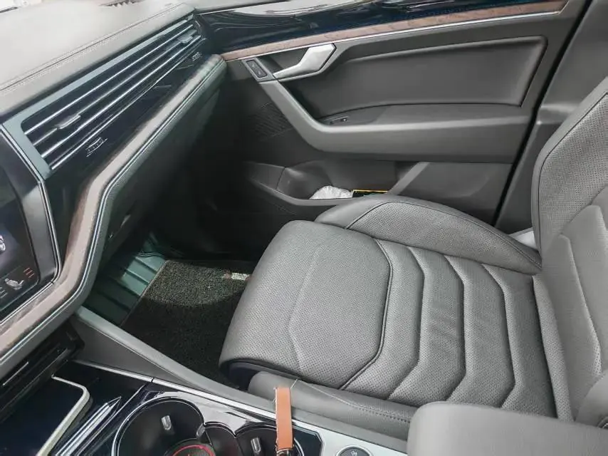 Touareg 2020 3.0TSI Sharp Edition Country VI 6