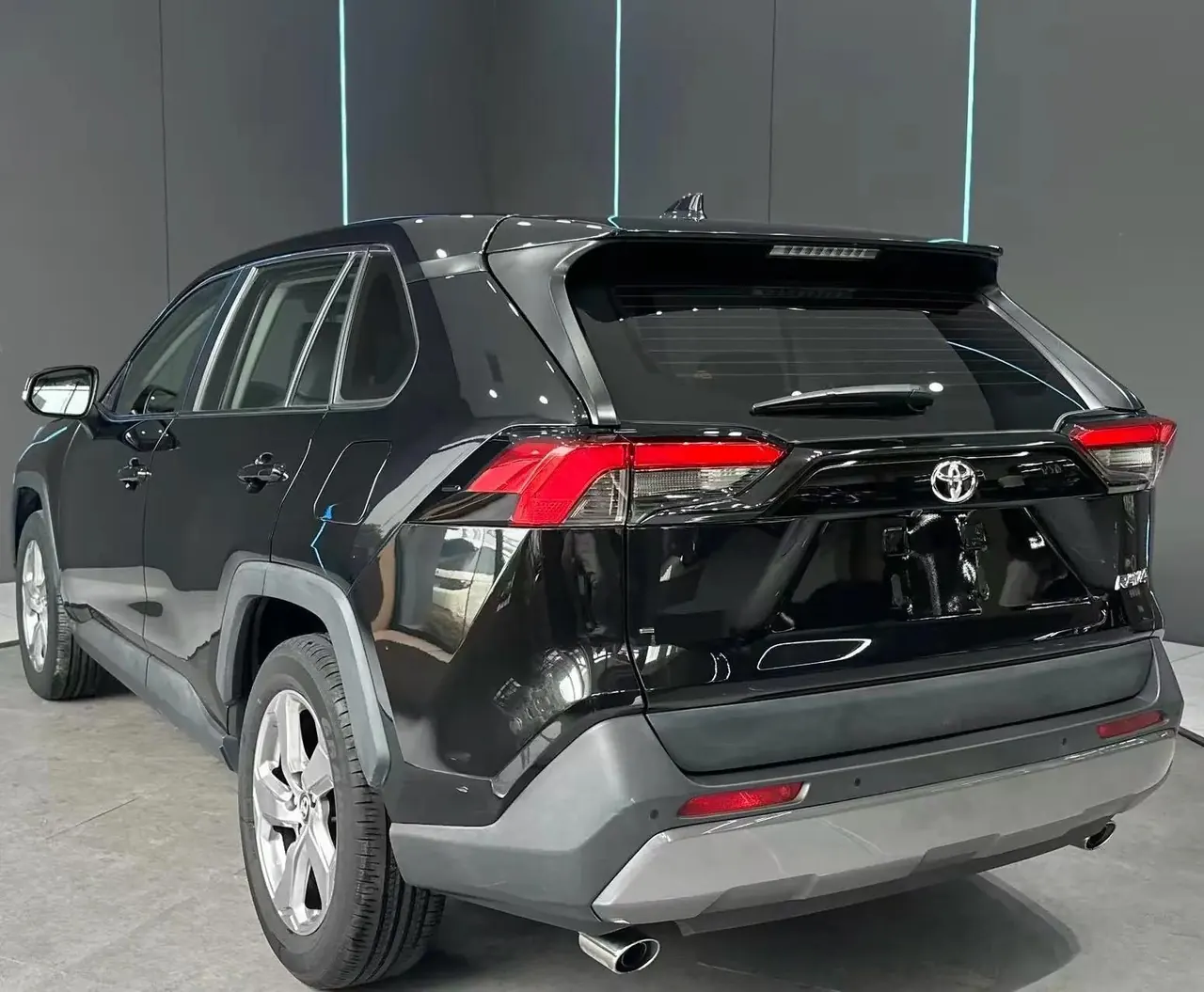 RAV4 Rongfeng 2022 2.0L CVT Two-Drive Fashion Plus Edition 5
