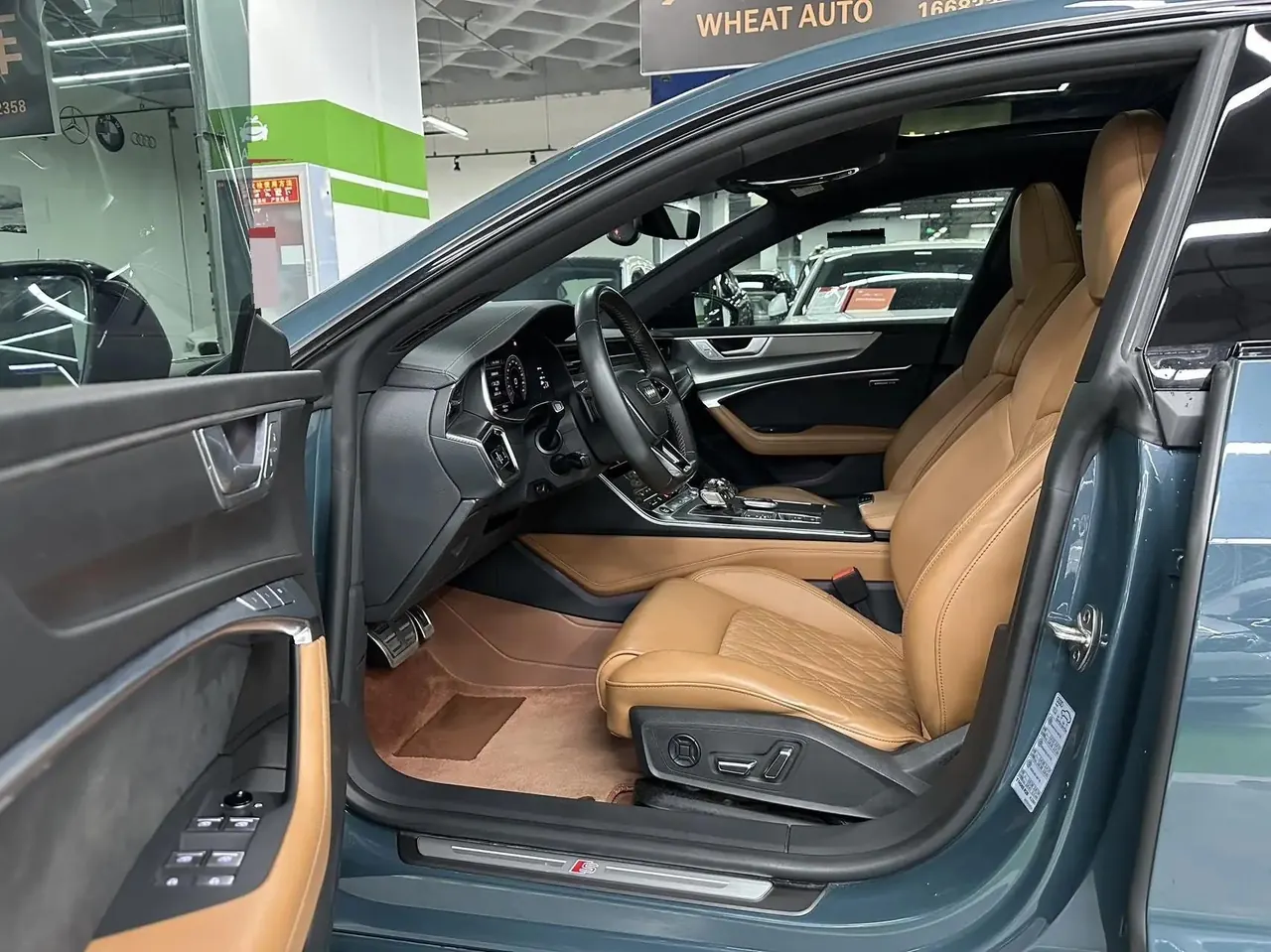 Audi A7L 2022 55 TFSI quattro S-line edition executive Edition 2