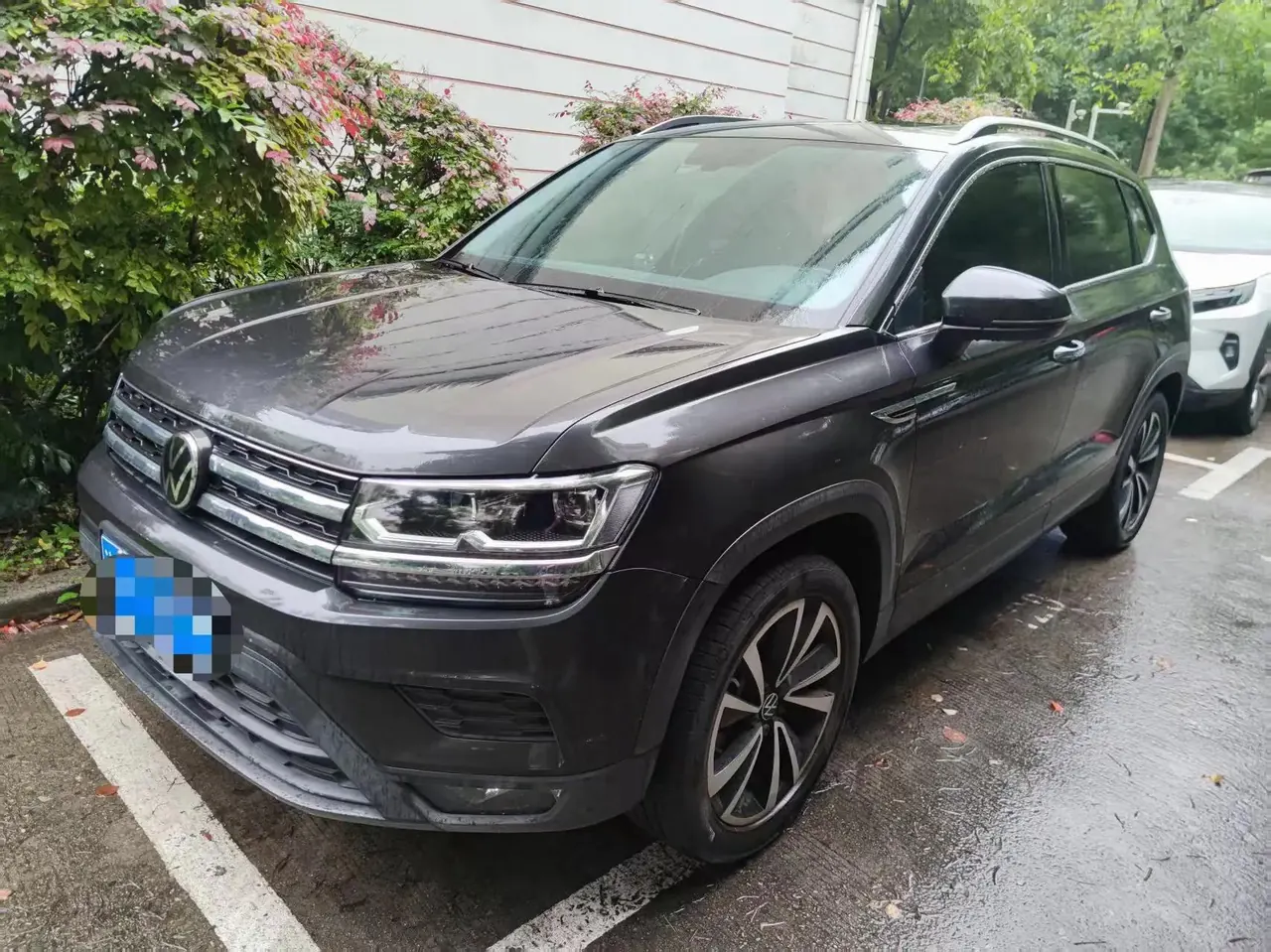 Tougu 2022 280TSI Two-Wheel-Drive Luxury Edition - View 1