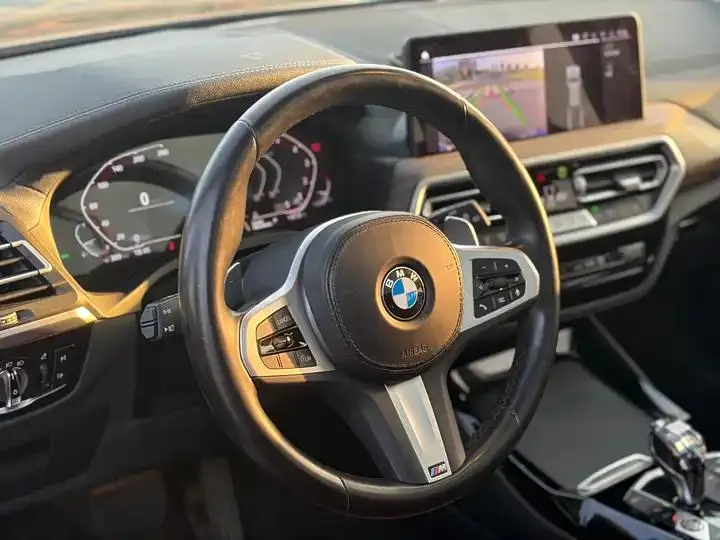 BMW X3 2022 xDrive30i Leading M Obsidian Night Suit 26