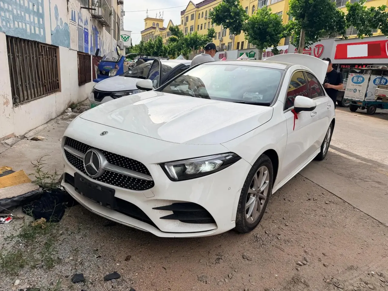 Mercedes Benz Class A 2020 Model to A 200 L Sports Car Dynamic Model - View 1