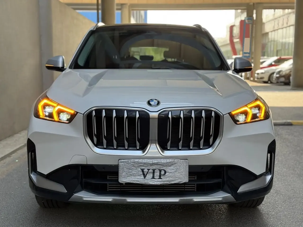 BMW 2023 X1 sDrive20Li 1.5T, Design Package, Automatic Transmission 2