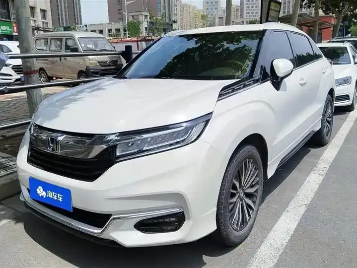 Crown Road 2020 370TURBO 4-wheel Drive Premium Edition - View 1