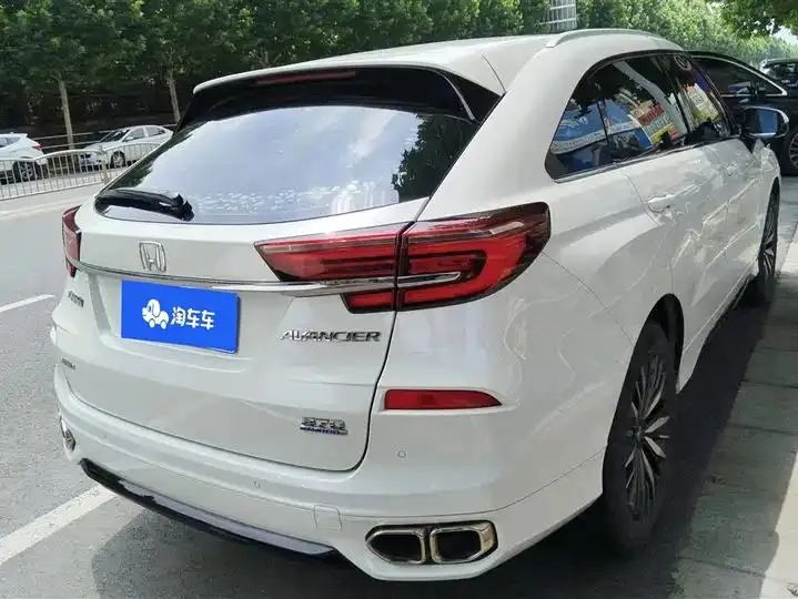 Crown Road 2020 370TURBO 4-wheel Drive Premium Edition 3