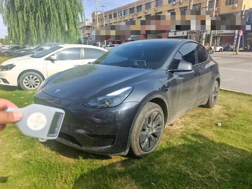 Model Y 2024 rear-wheel drive version - View 1