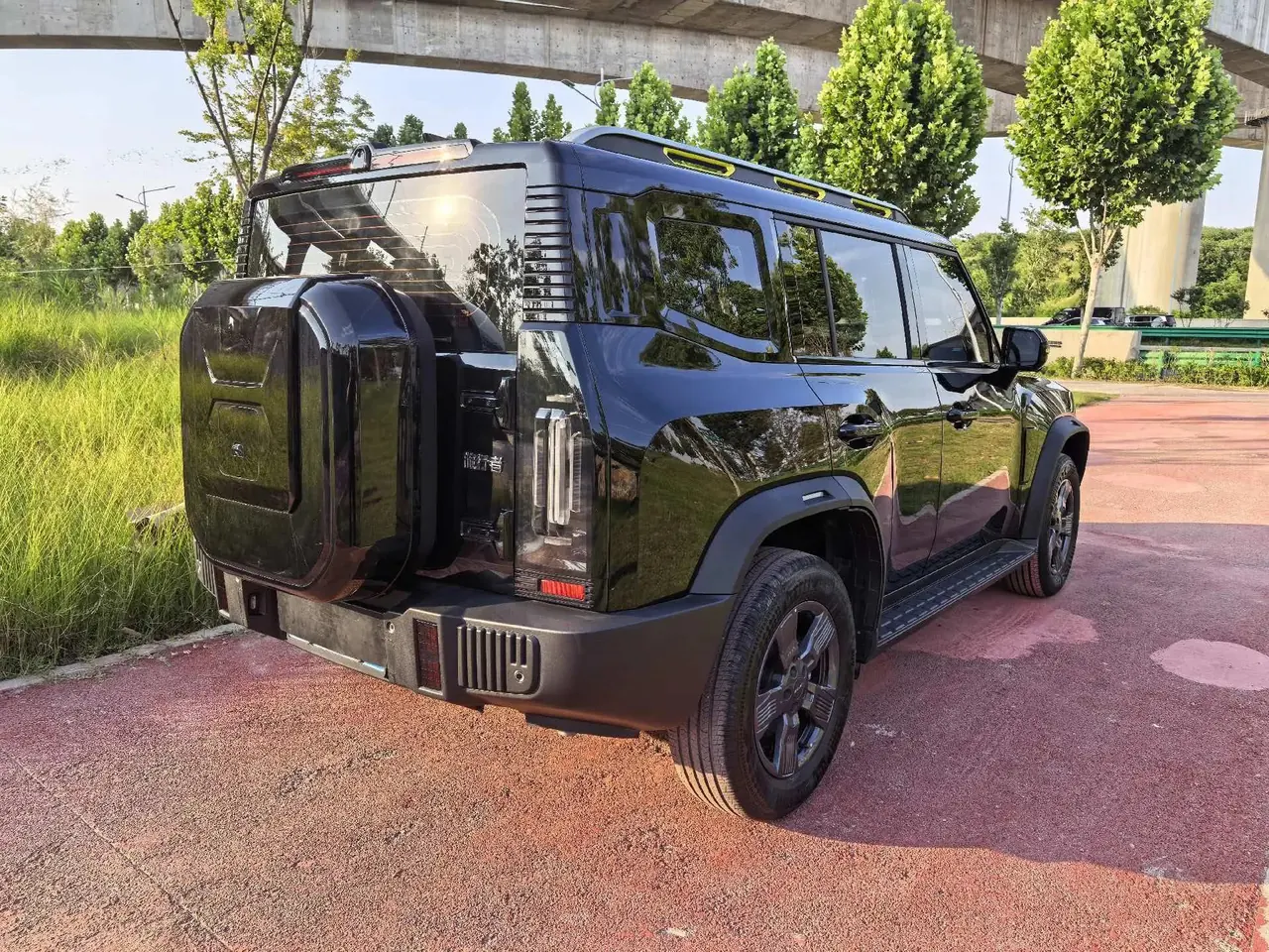 Jetour Traveler 2023 1.5T Two-Wheel Drive Discovery PRO 9