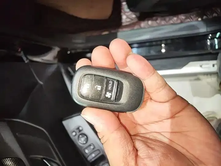 Honda CR-V New Energy 2023 2.0L e:PHEV Leading Edition 9