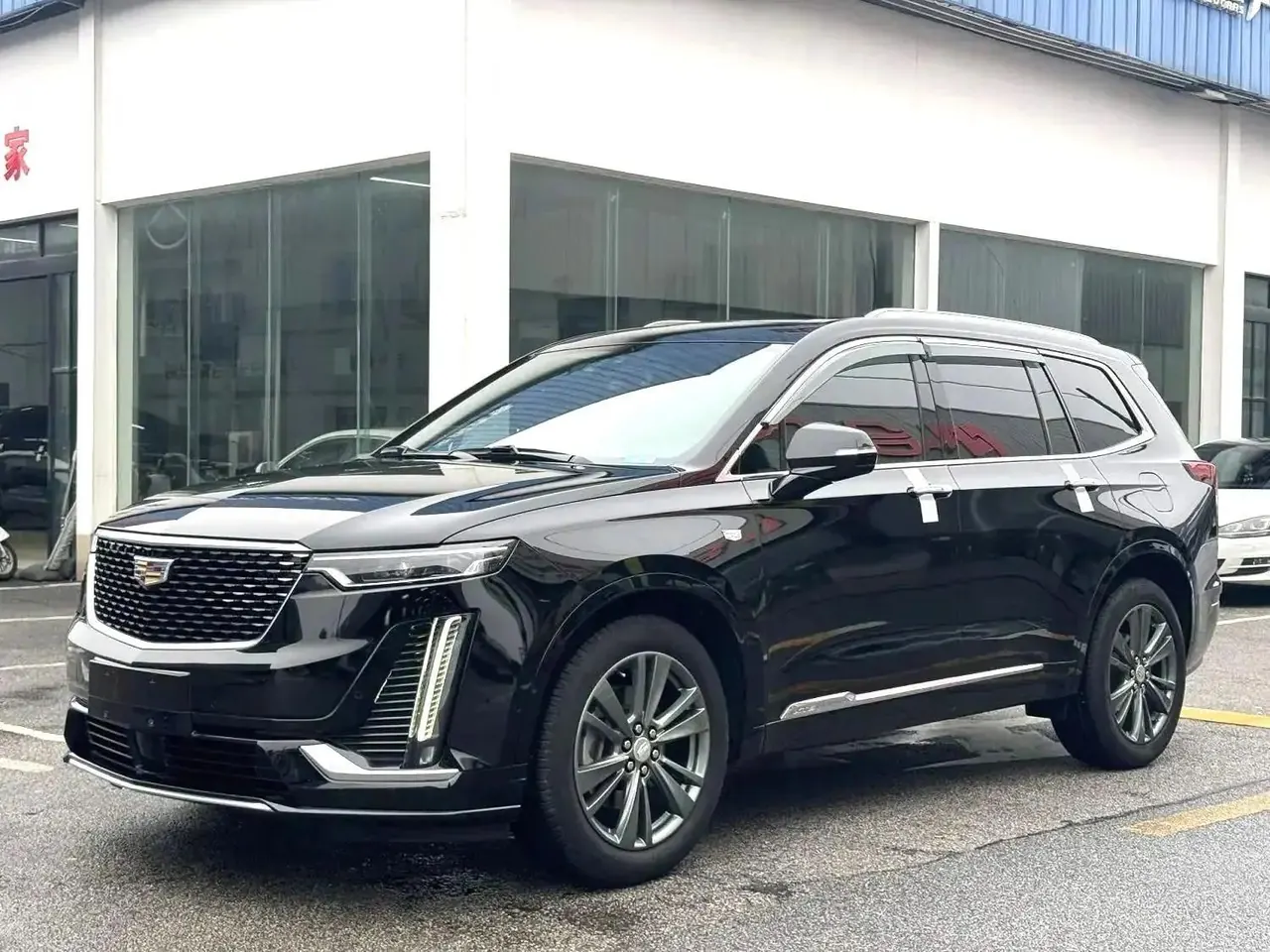 Cadillac XT6 2020 28T 7-seat 4-wheel drive leading model - View 1