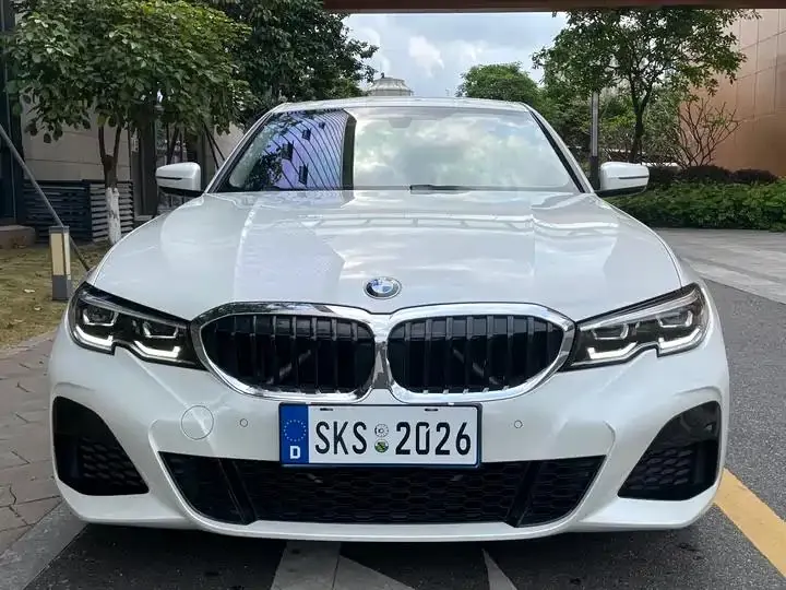 BMW 3 Series 2021 320Li M Sports Suit 2