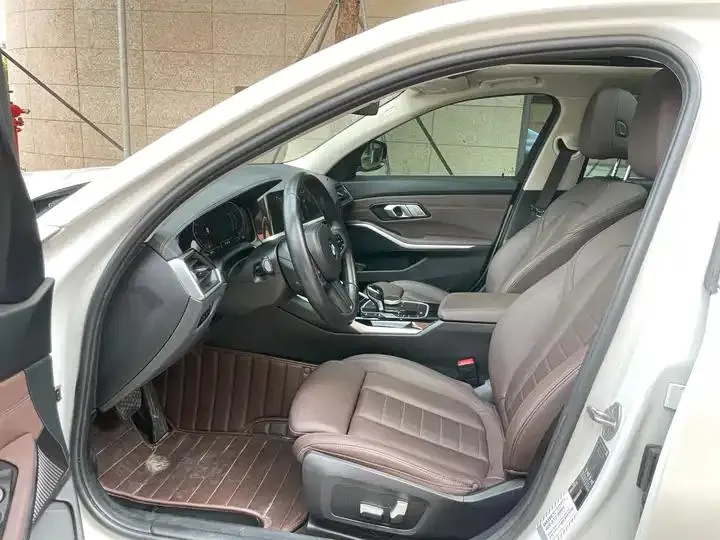 BMW 3 Series 2021 320Li M Sports Suit 6
