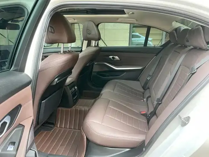 BMW 3 Series 2021 320Li M Sports Suit 7
