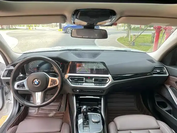 BMW 3 Series 2021 320Li M Sports Suit 8